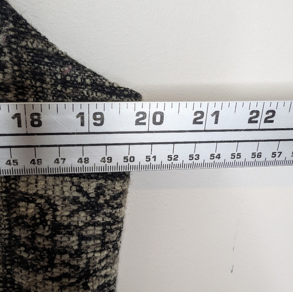 Vintage Eric Alexandre Black and Cream Knit Patterned Vest Size 40 Large Womens - Picture 10 of 11